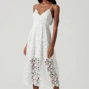 Astr the Label White Lace Dress